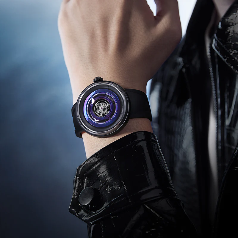 Phiên bản Black Hole gây ấn tượng với mặt số tối giản nhưng hiện đại