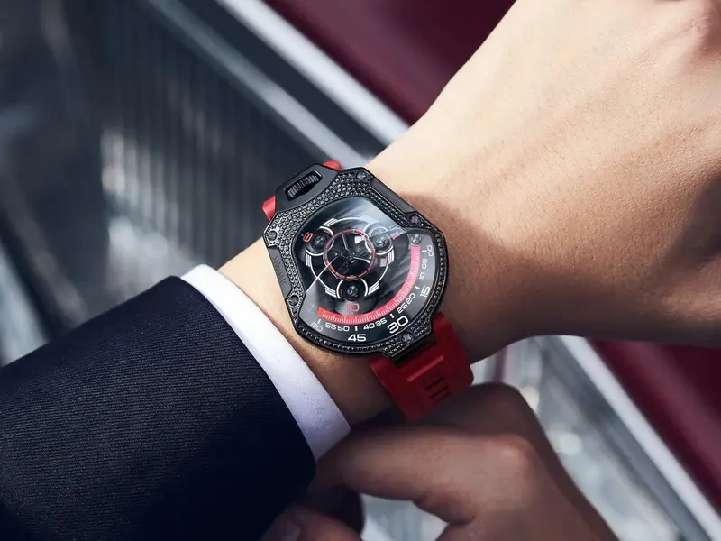 ATOWAK Spaceship thiết kế phi thuyền với kính sapphire cong