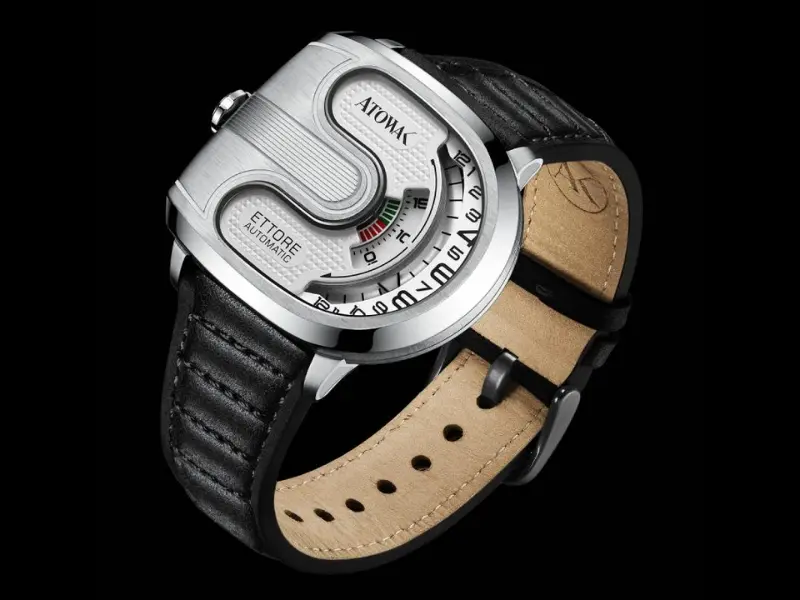 Ettore Lite gọn gàng, cơ chế Retrograde dễ đọc