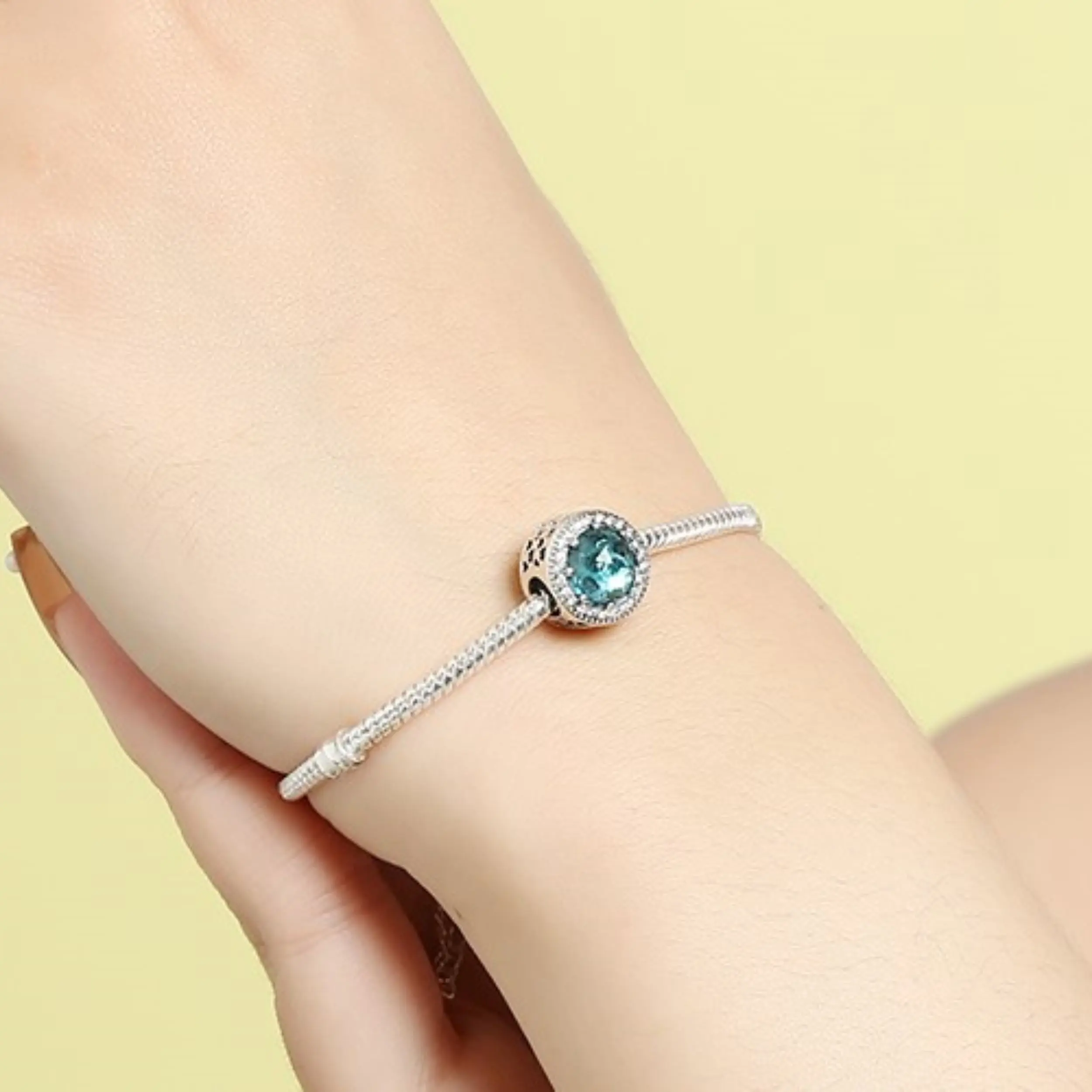 Phong cách cá nhân là yếu tố quan trọng nhất khi lựa chọn charm
