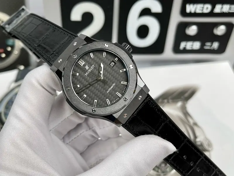 Đồng hồ Hublot - biểu tượng của nghệ thuật kết hợp giữa truyền thống Thụy Sĩ và tư duy thiết kế hiện đại