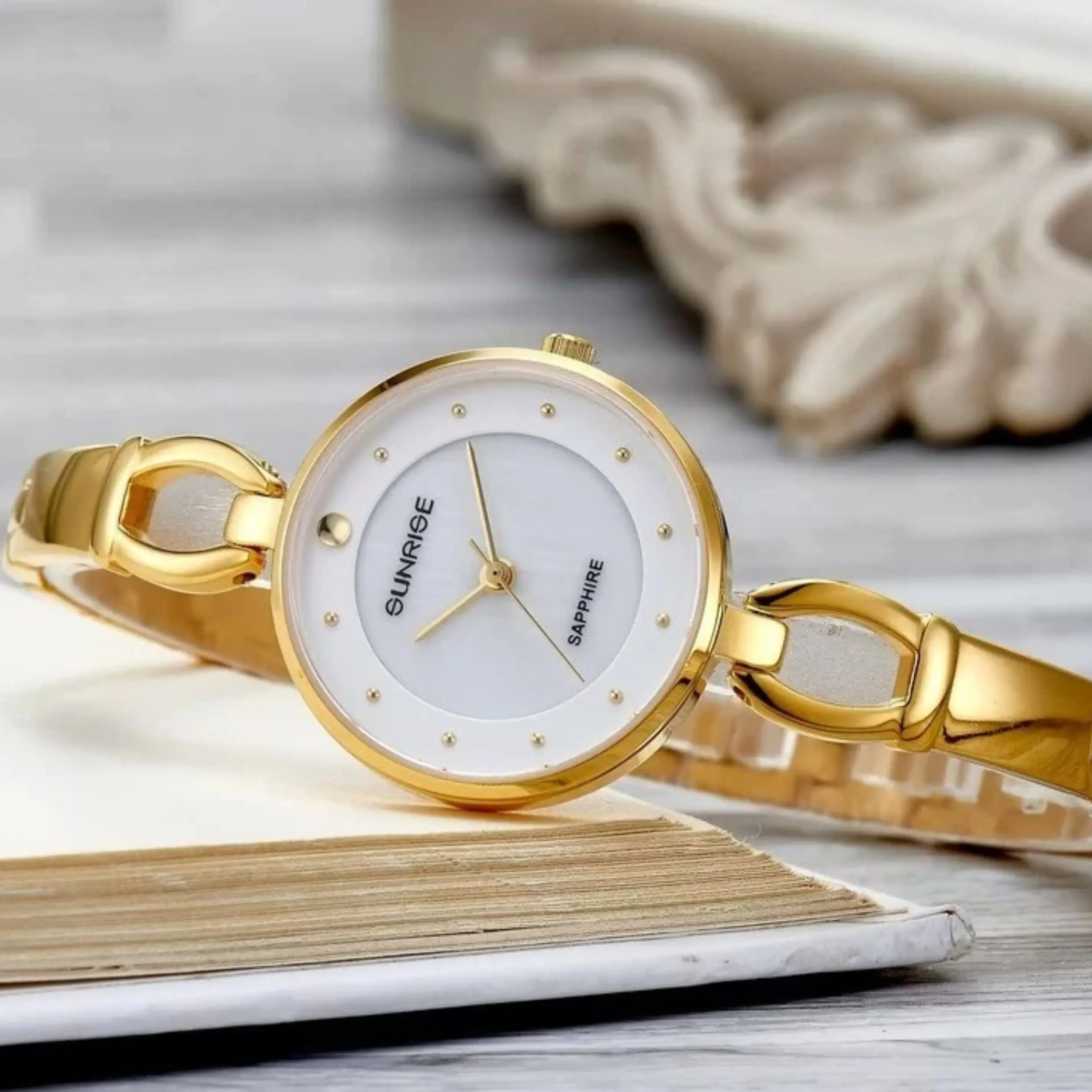Giá đồng hồ Sunrise bao nhiêu?