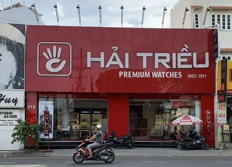 Hệ thống sửa chữa và bảo hành đồng hồ chuyên nghiệp thuộc chuỗi bán lẻ đồng hồ hàng đầu Việt Nam
