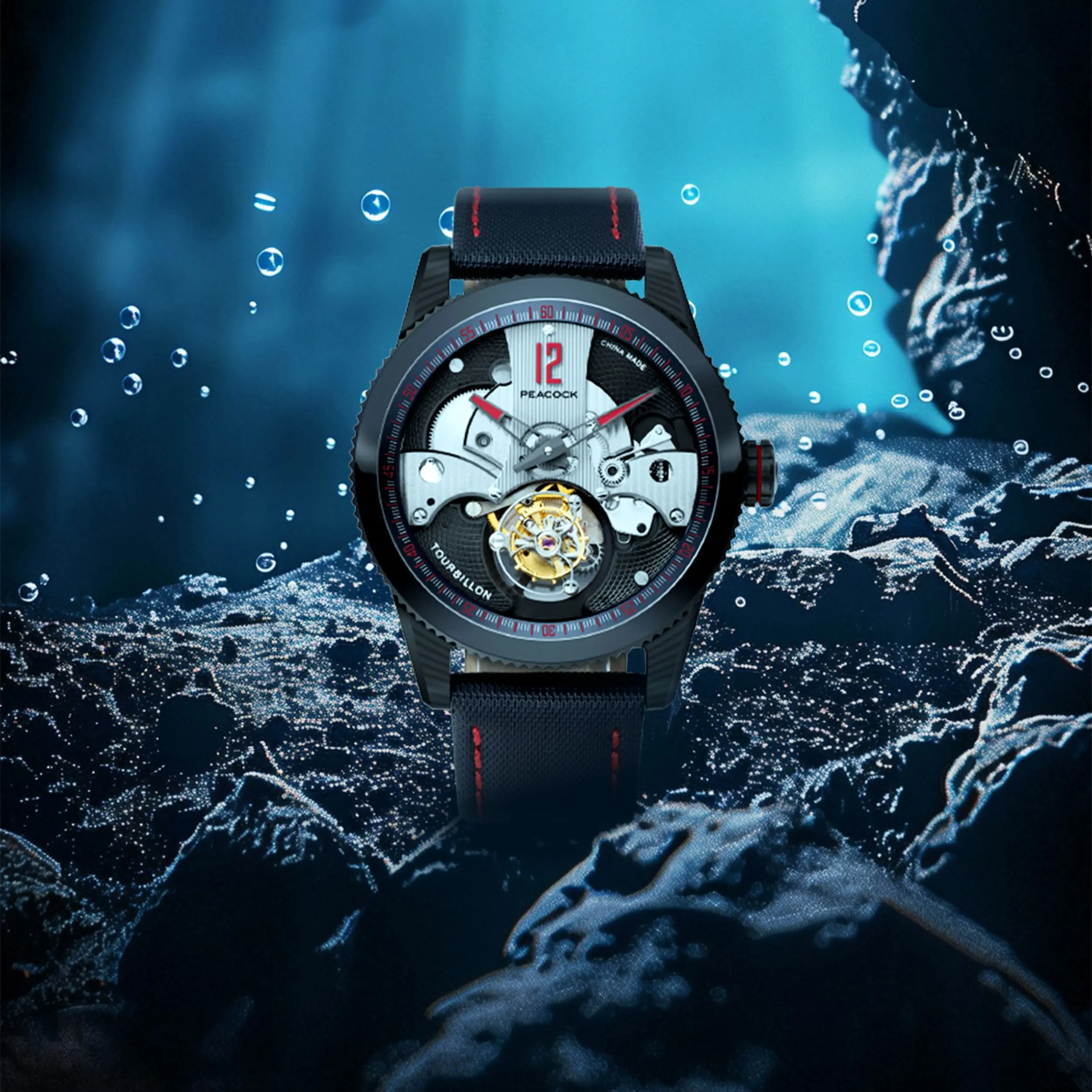 Peacock Pathfinder vừa đẹp vừa linh hoạt cho cả công việc lẫn đời sống thường nhật