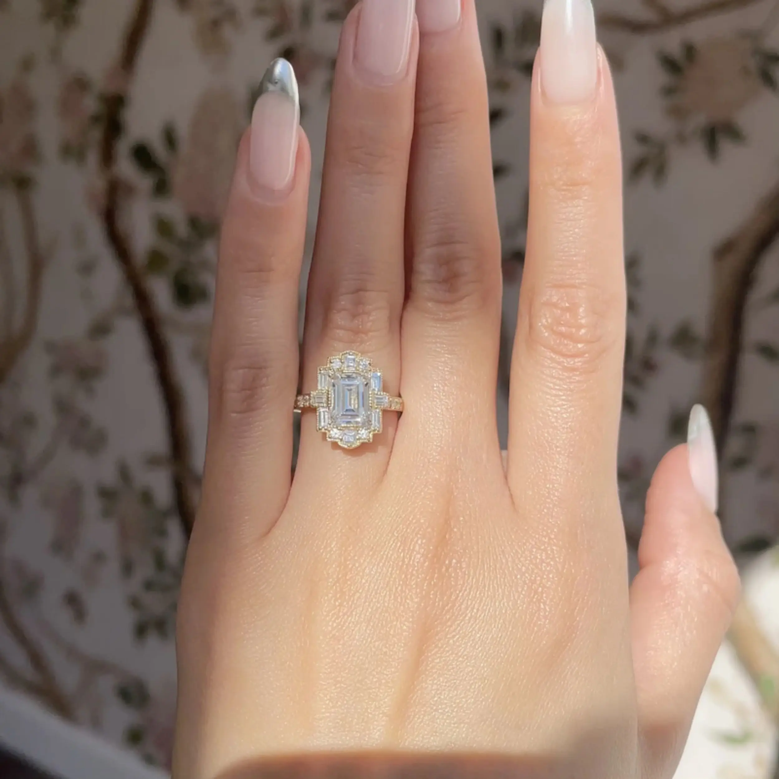 Chọn đá CZ khi muốn thay đổi kiểu dáng trang sức theo xu hướng