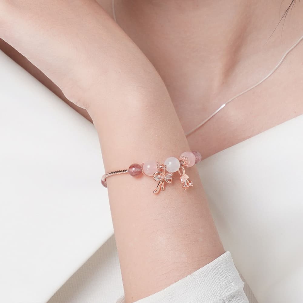 Charm làm từ đá tự nhiên được đánh giá cao về yếu tố phong thủy và ý nghĩa tinh thần
