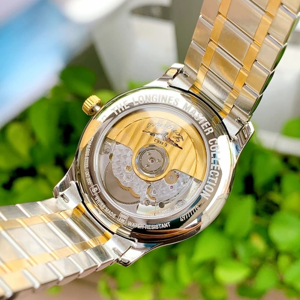 Mỗi đồng hồ Longines đều có serial riêng, truy xuất trực tiếp trên website